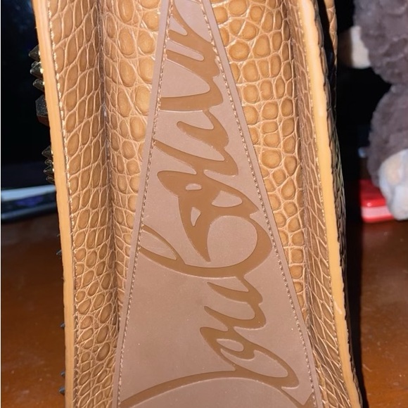 Christian Louboutin medium size Paloma Bag - Picture 6 of 6